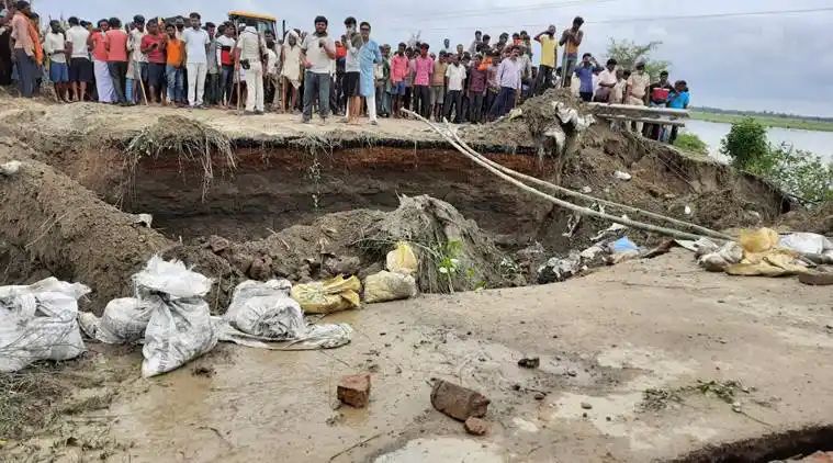 n2010321361de9595e4ef8705fbc5d164cec70a1edc83c0b5b1238517e102ca4e15e75ce7a